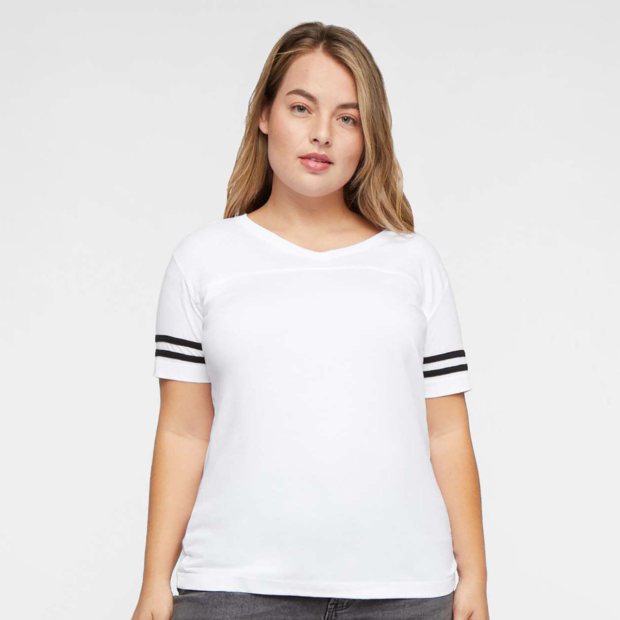 White Solid/Black